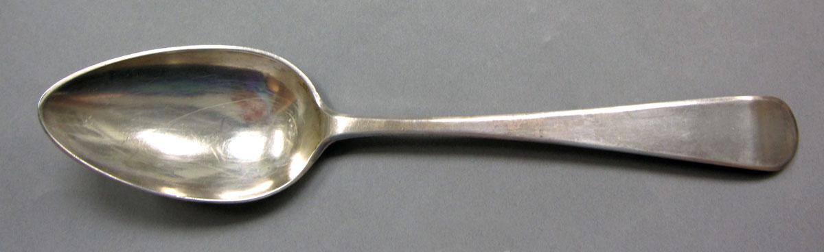 1962.0240.1274 Silver spoon upper surface