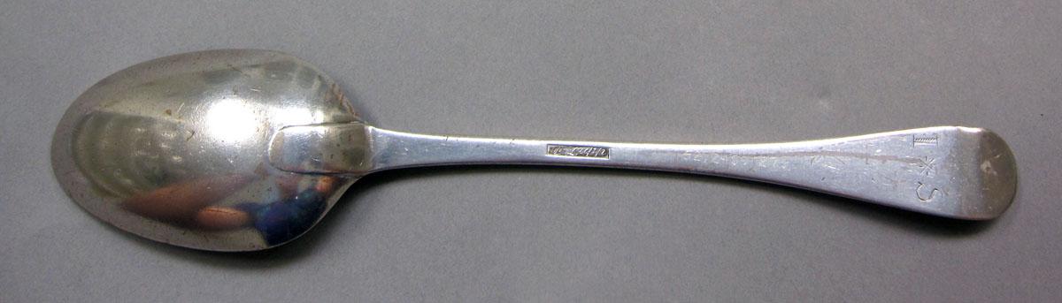 1962.0240.1276 Silver spoon underside