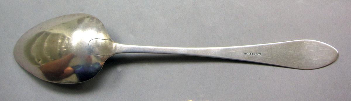 1962.0240.1287 Silver spoon underside