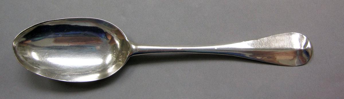 1962.0240.1295 Silver spoon upper surface
