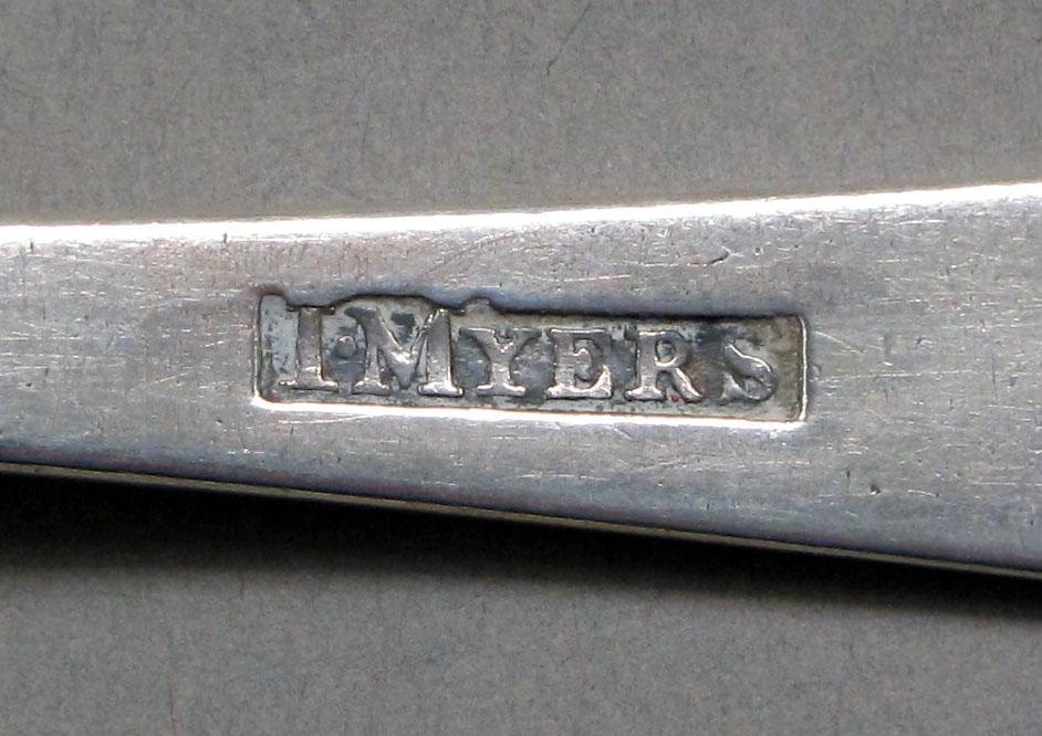 1962.0240.1297 Silver spoon mark