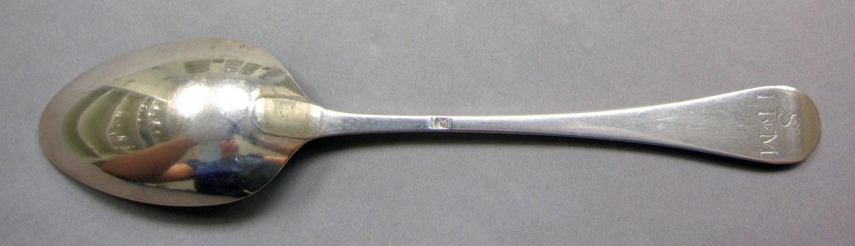 1962.0240.1299 Silver spoon underside