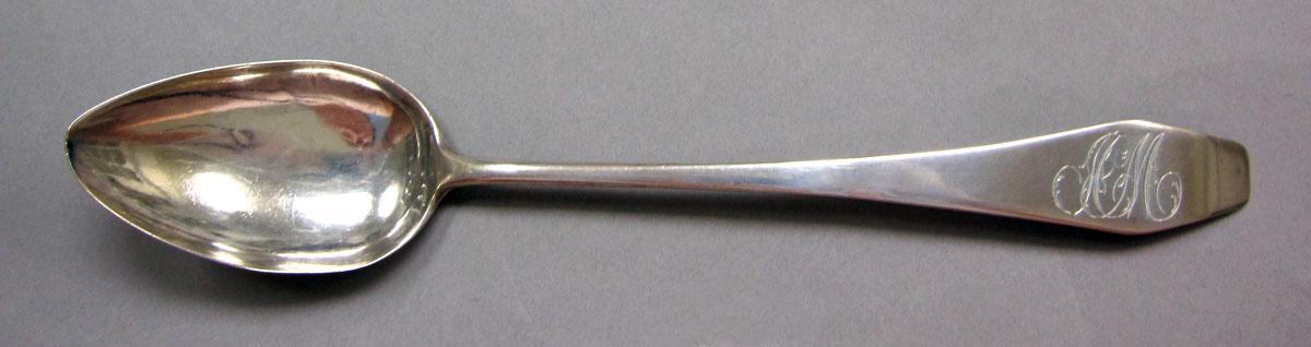 1962.0240.1306 Silver spoon upper surface