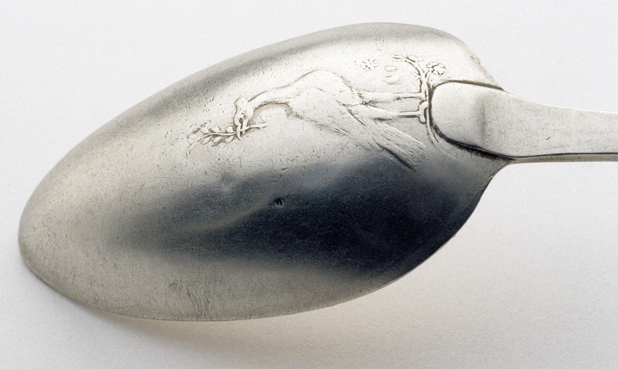 1962.0240.1313 Spoon, detail 1