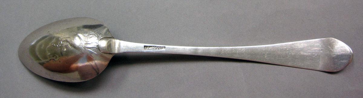 1962.0240.1313 Silver spoon underside