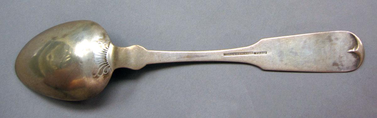 1962.0240.1315 Silver spoon underside