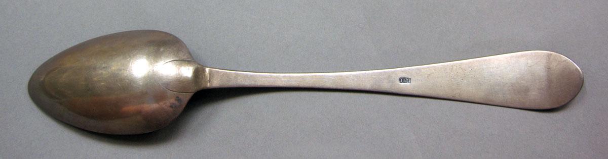 1962.0240.1321 Silver spoon underside
