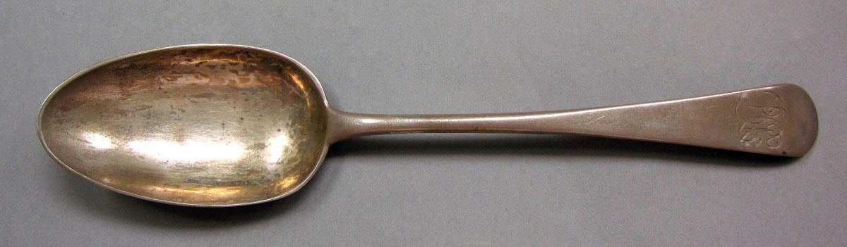 1962.0240.1323 Silver spoon upper surface