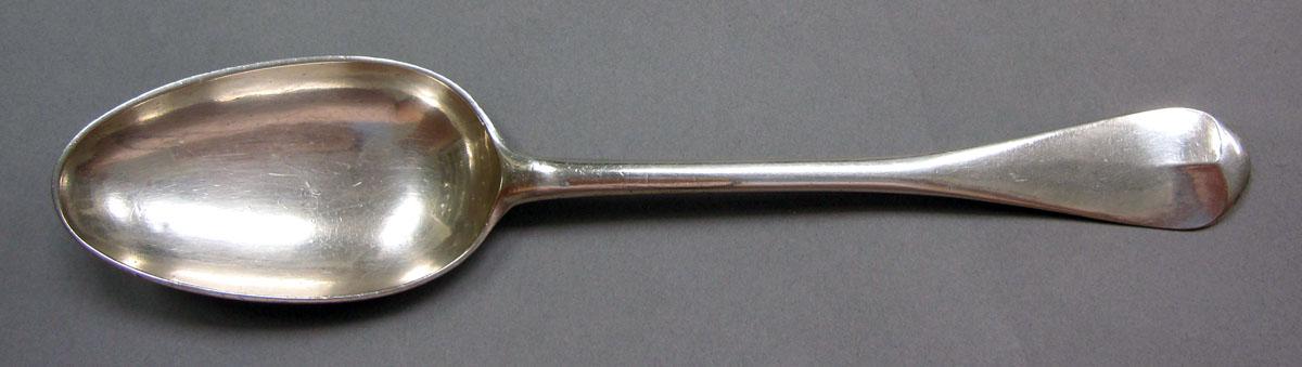 1962.0240.1327 Silver spoon upper surface