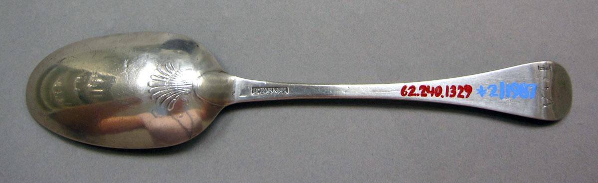 1962.0240.1329 Silver spoon underside