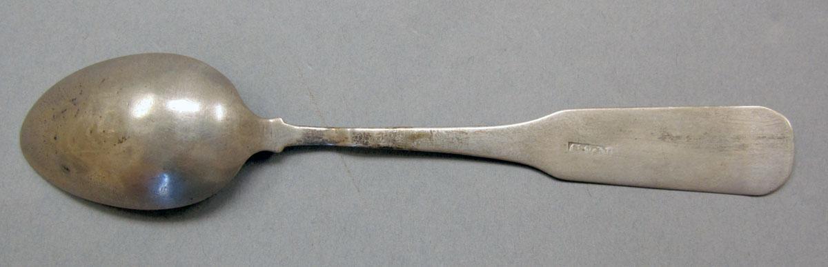 1962.0240.132 teaspoon underside