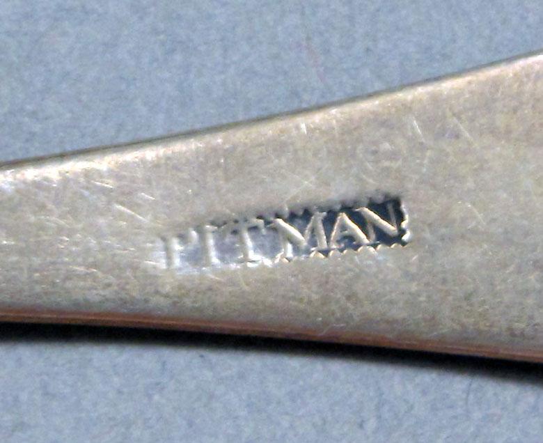 1962.0240.1337 Silver spoon mark