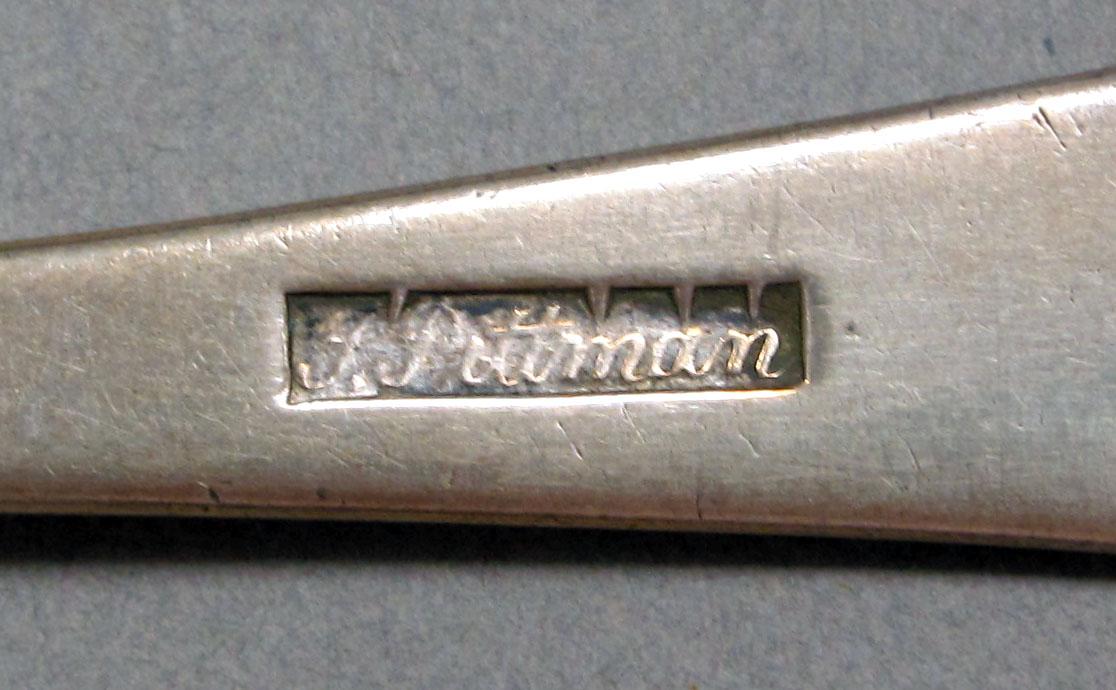 1962.0240.1341 Silver spoon mark