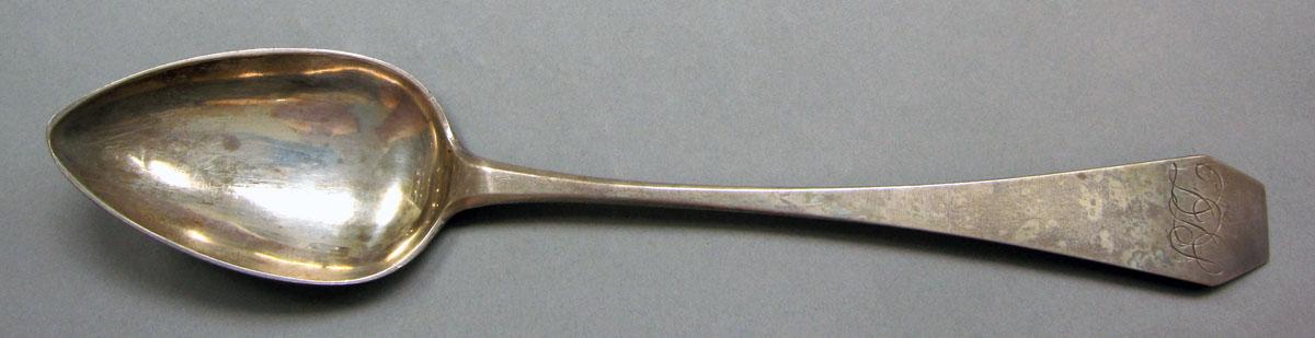 1962.0240.1343 Silver spoon upper surface