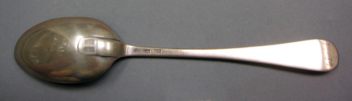 1962.0240.1349 Silver spoon underside