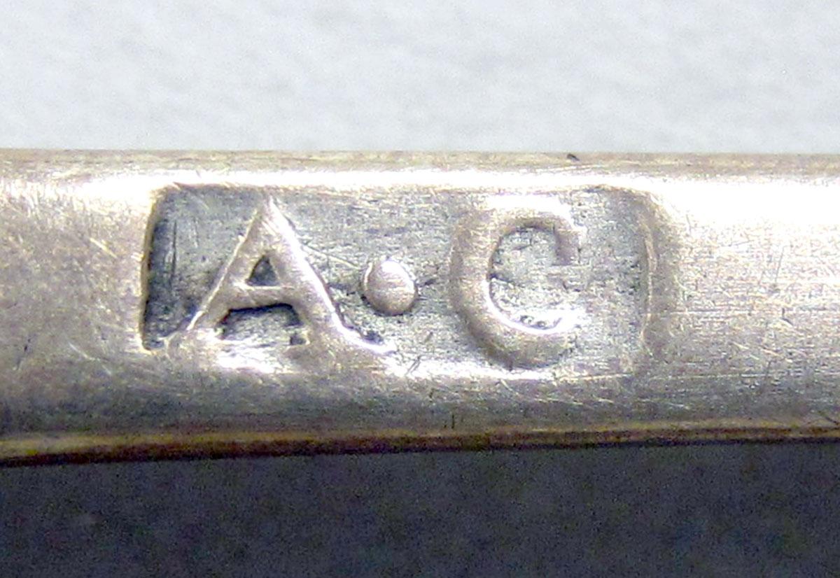 1962.0240.134 teaspoon mark
