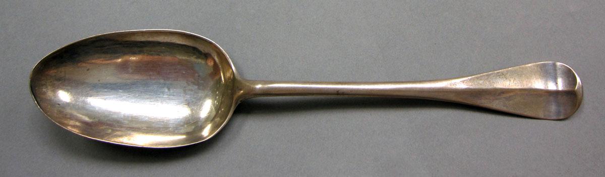 1962.0240.1350 Silver spoon upper surface