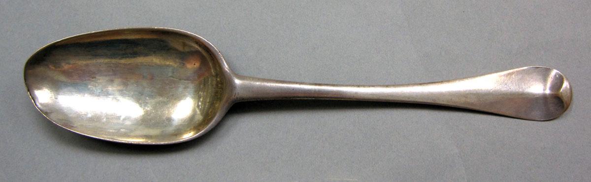 1962.0240.1356 Silver spoon upper surface