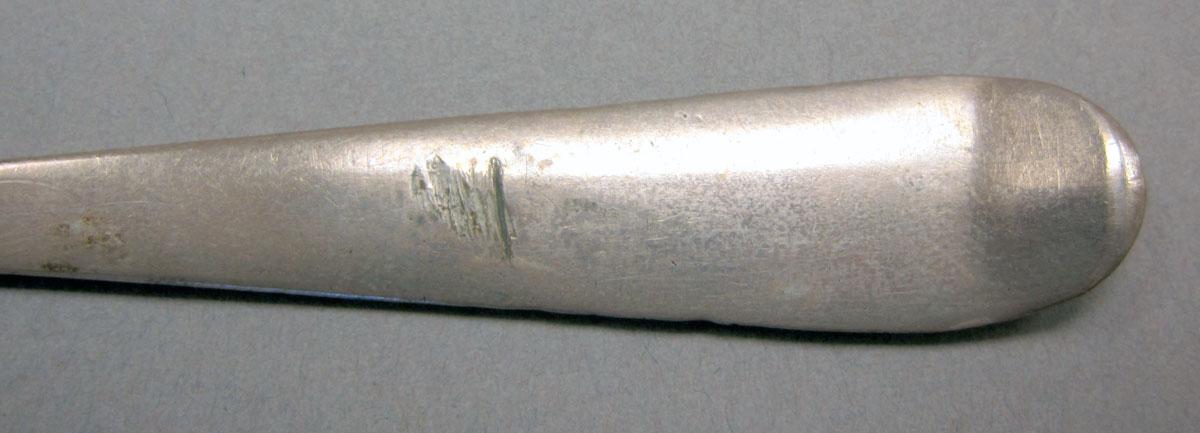 1962.0240.135 teaspoon handle underside