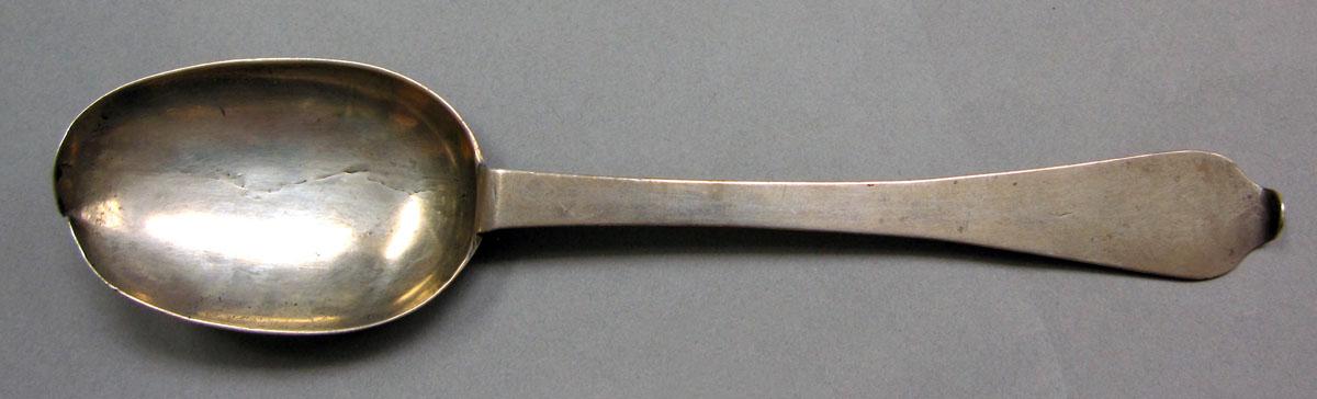 1962.0240.1361 Silver spoon upper surface