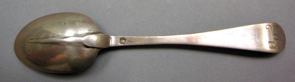 1962.0240.1369 Silver spoon underside