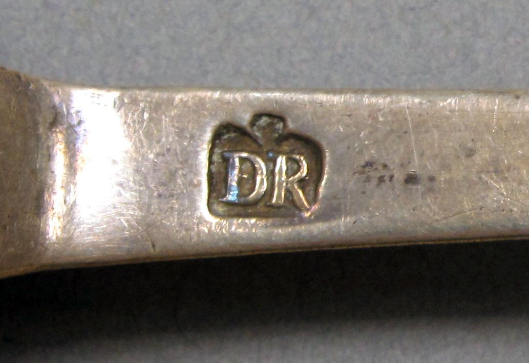 1962.0240.1369 Silver spoon mark