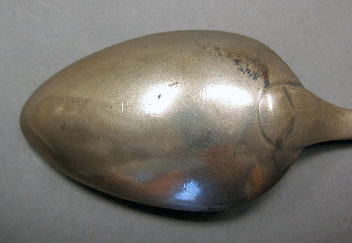1962.0240.136 teaspoon bowl underside