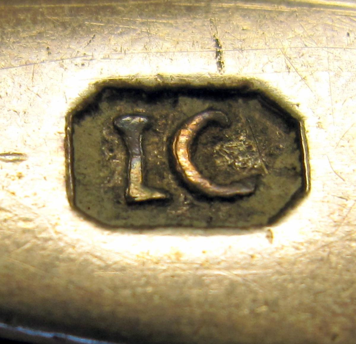1962.0240.136 teaspoon mark