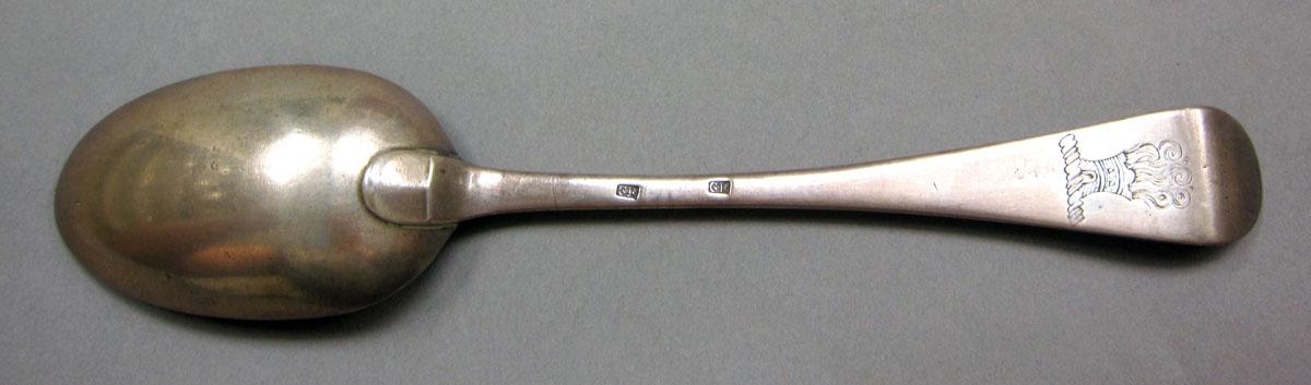 1962.0240.1370.001 Silver spoon underside