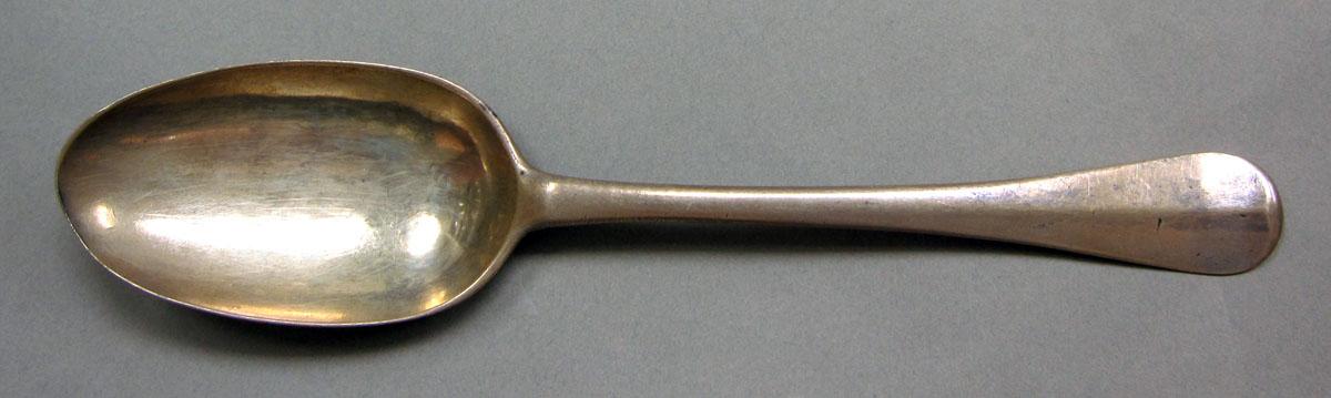 1962.0240.1371 Silver spoon upper surface