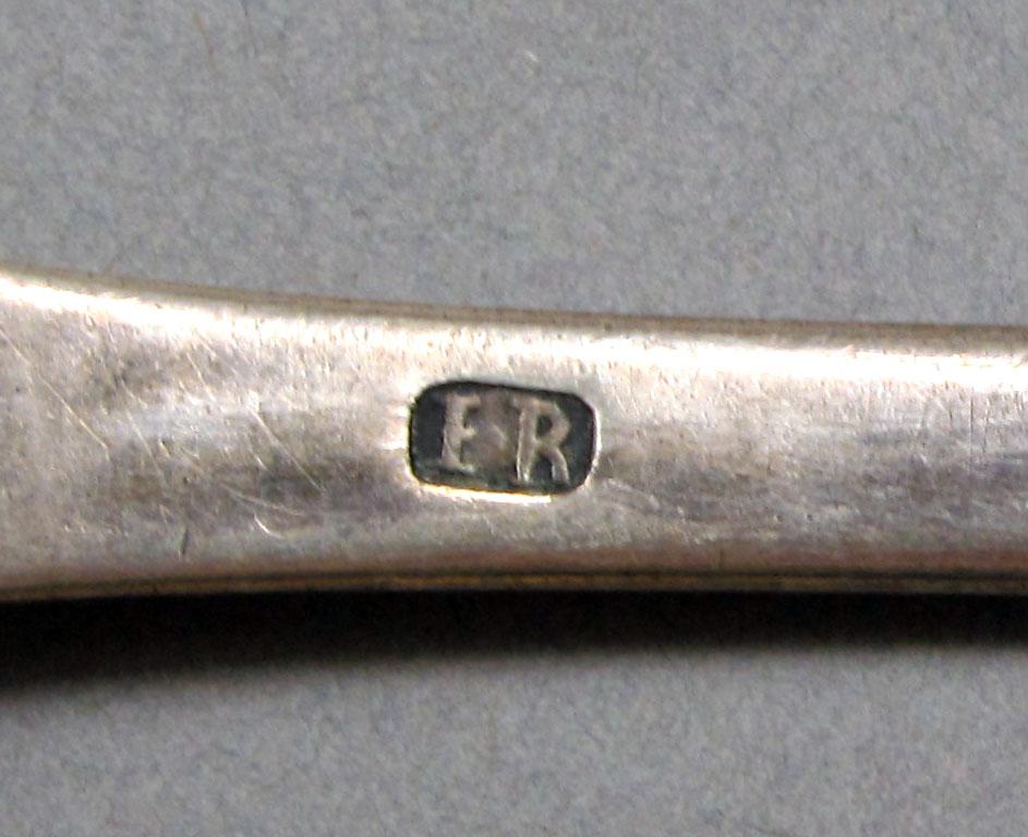 1962.0240.1371 Silver spoon mark