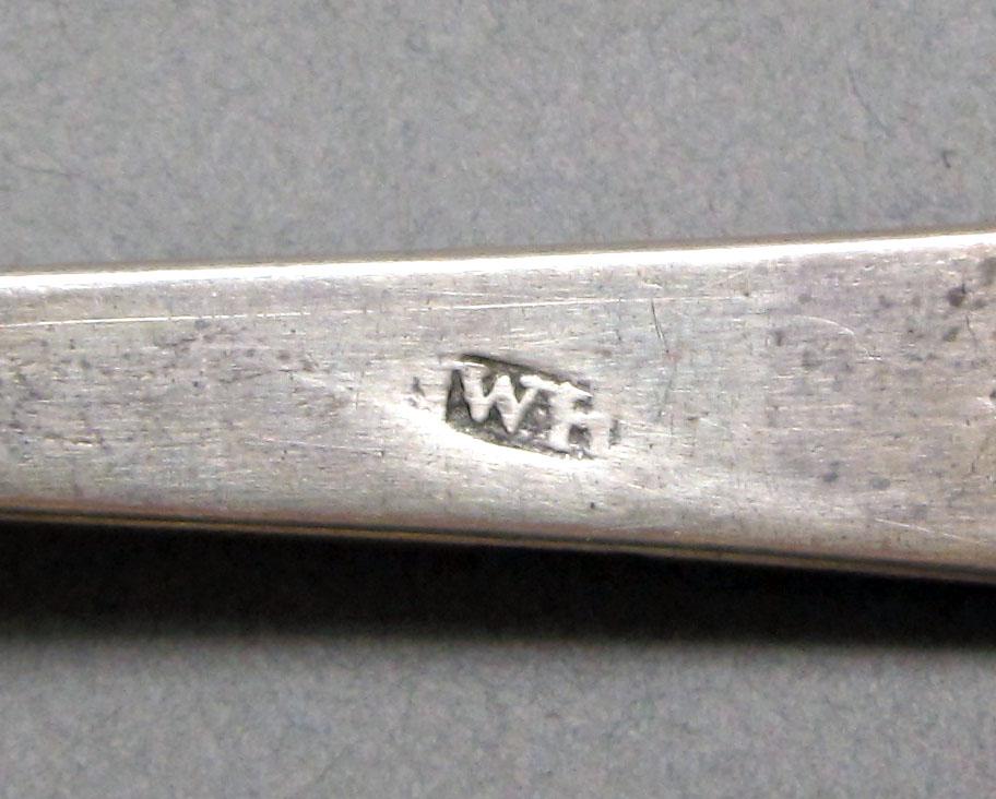 1962.0240.1375 Silver spoon mark