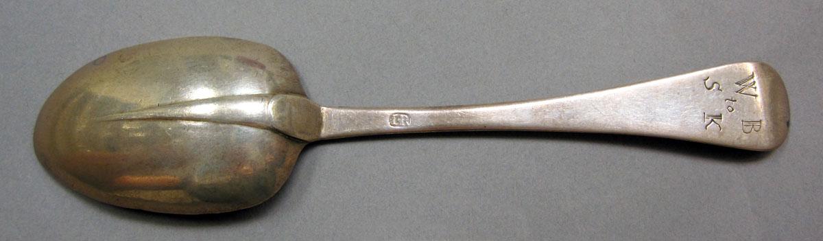 1962.0240.1377 Silver spoon underside