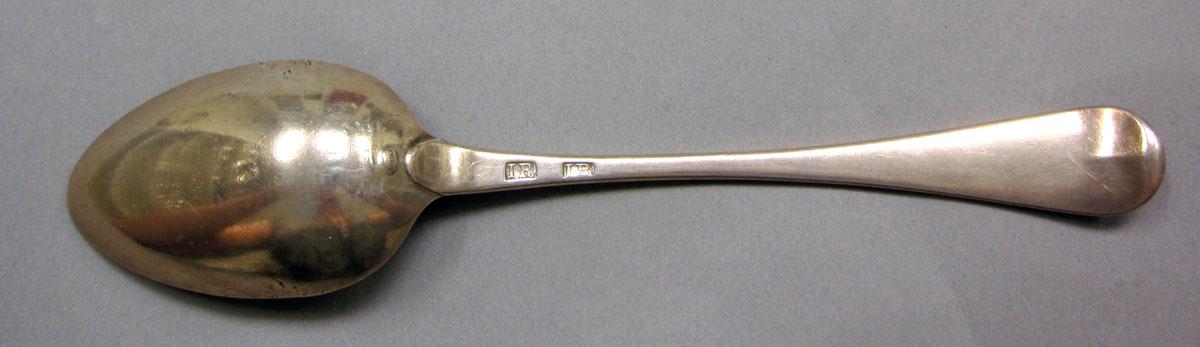 1962.0240.1379 Silver spoon underside