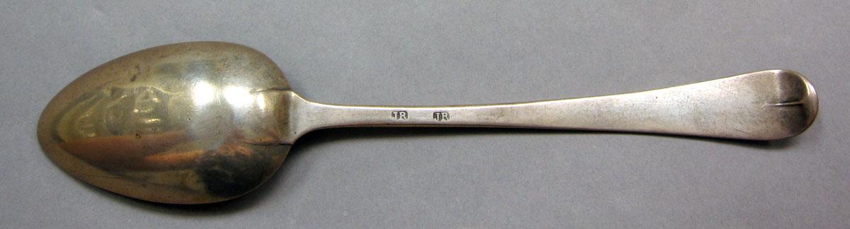 1962.0240.1386 Silver spoon underside