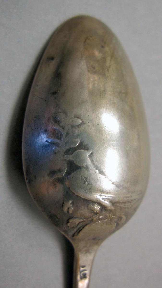 1962.0240.138 teaspoon bowl underside 1