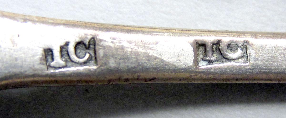 1962.0240.138 teaspoon marks