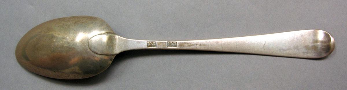 1962.0240.1391 Silver spoon underside