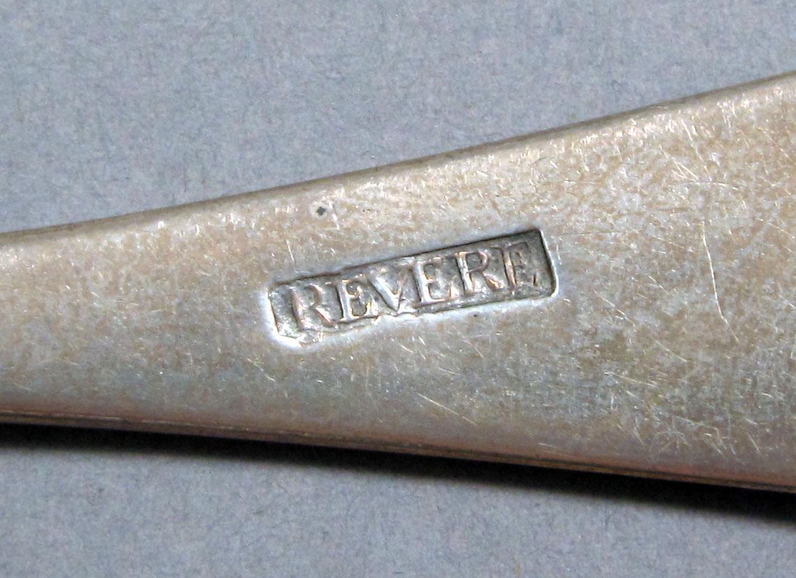 1962.0240.1402 Silver spoon mark