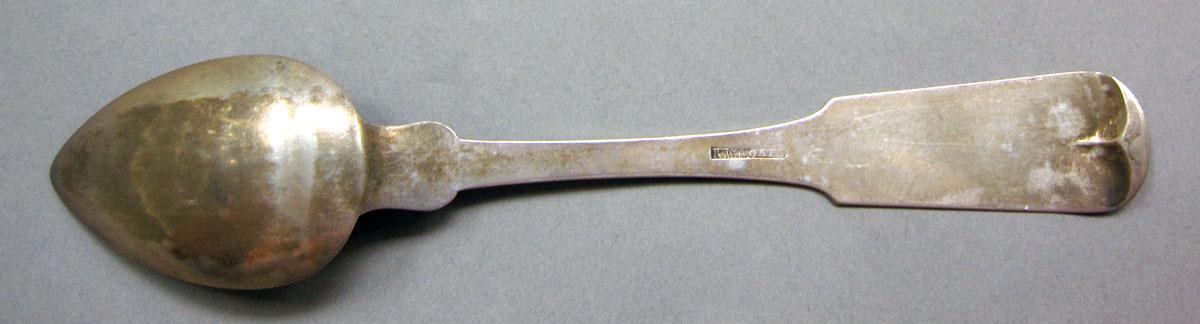 1962.0240.1412 Silver spoon underside