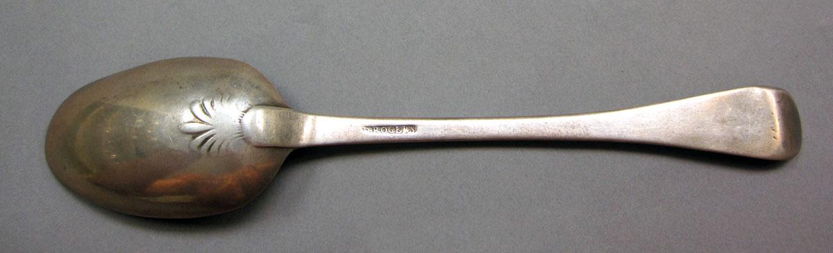 1962.0240.1416 Silver spoon underside
