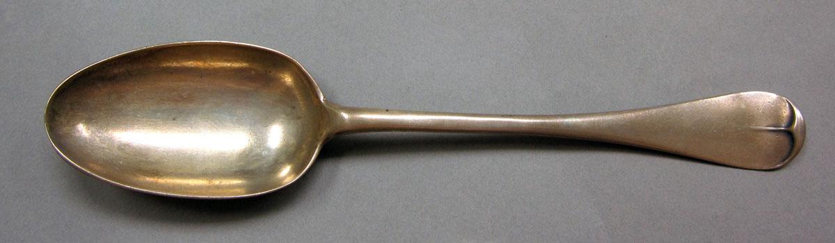 1962.0240.1423 Silver spoon upper surface