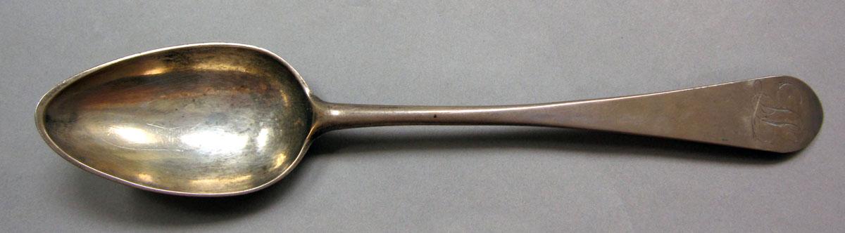1962.0240.1424 Silver spoon upper surface
