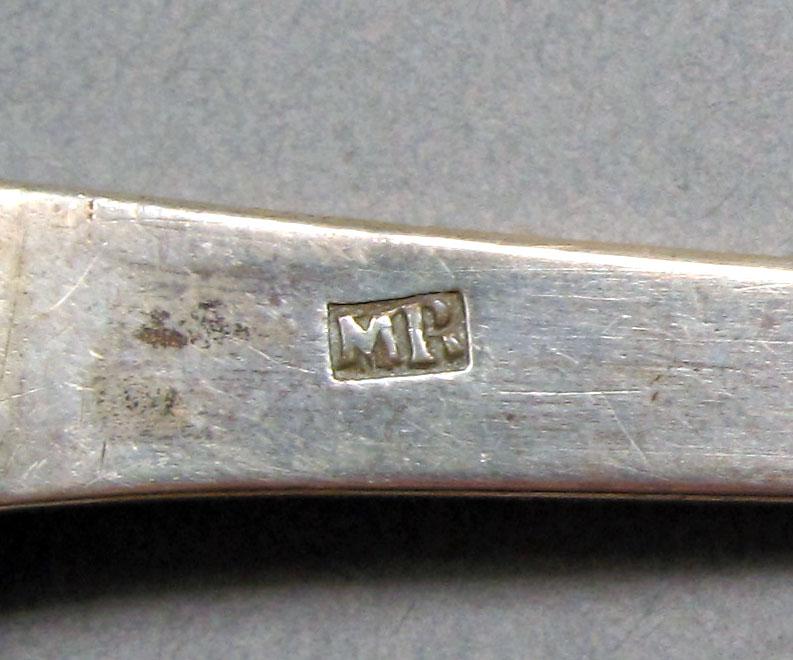 1962.0240.1427 Silver spoon mark