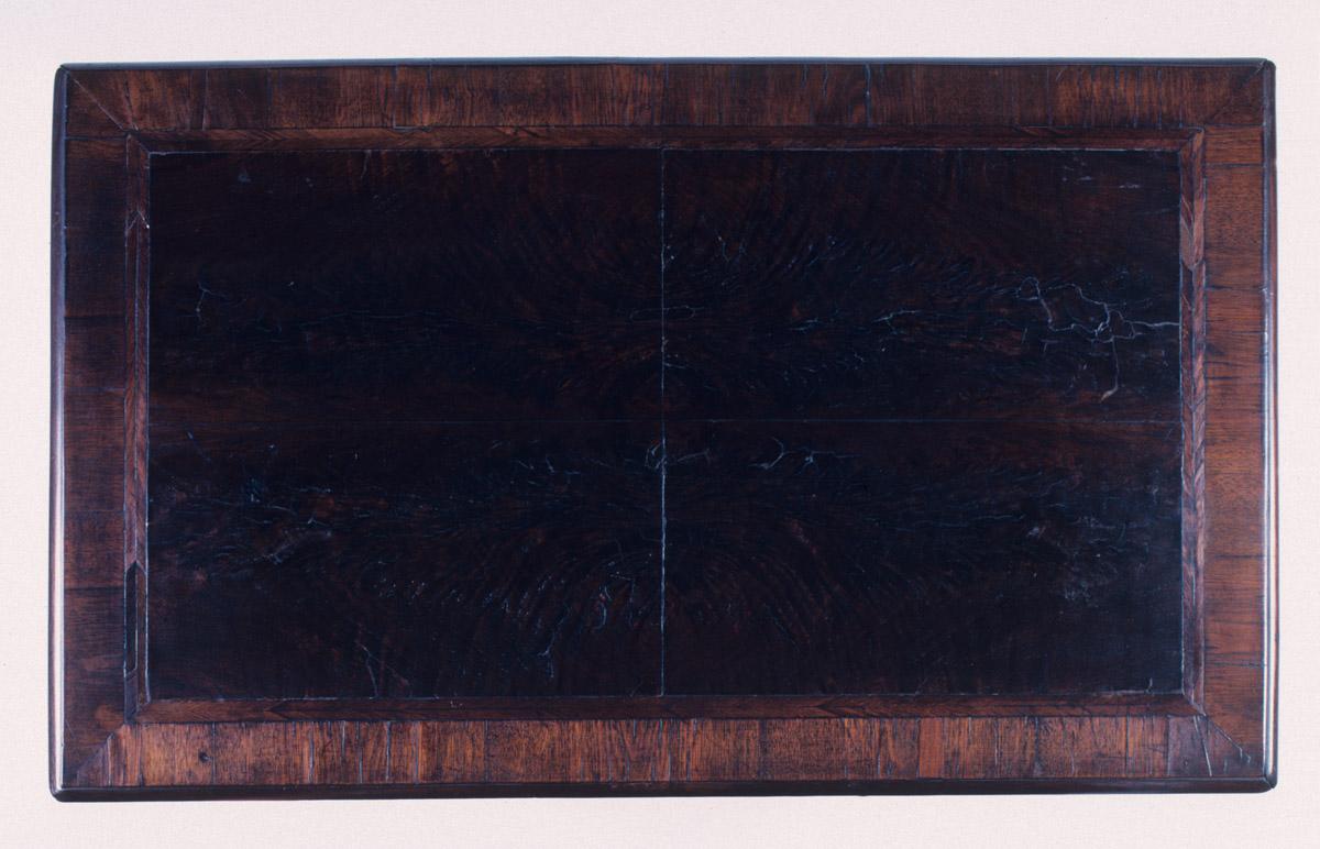 1955.0096.002 Table, detail 2
