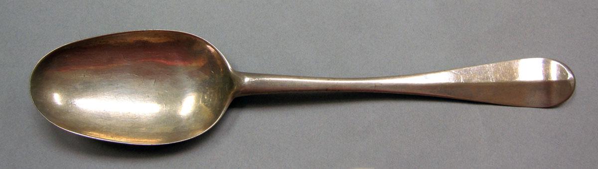 1962.0240.1446 Silver spoon upper surface