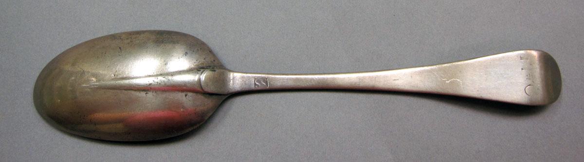 1962.0240.1449 Silver spoon underside