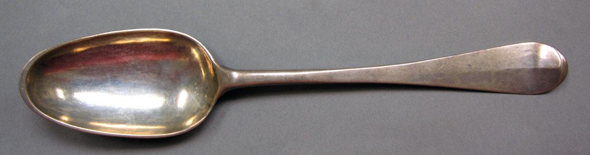 1962.0240.1452 Silver spoon upper surface