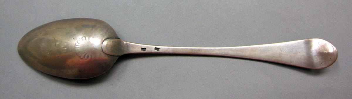 1962.0240.1453 Silver spoon underside