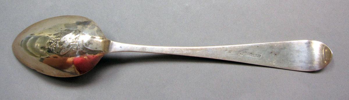 1962.0240.1469 Silver spoon underside